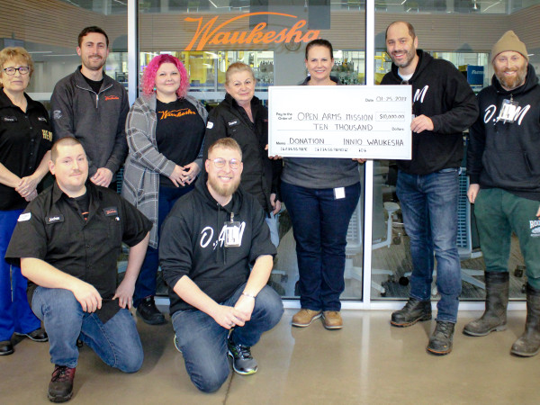 Image for press release - INNIO’s Waukesha brand donates to Welland food bank